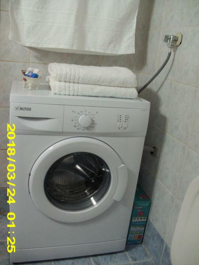 Palina'S Comfy Home. 卡拉马塔 外观 照片